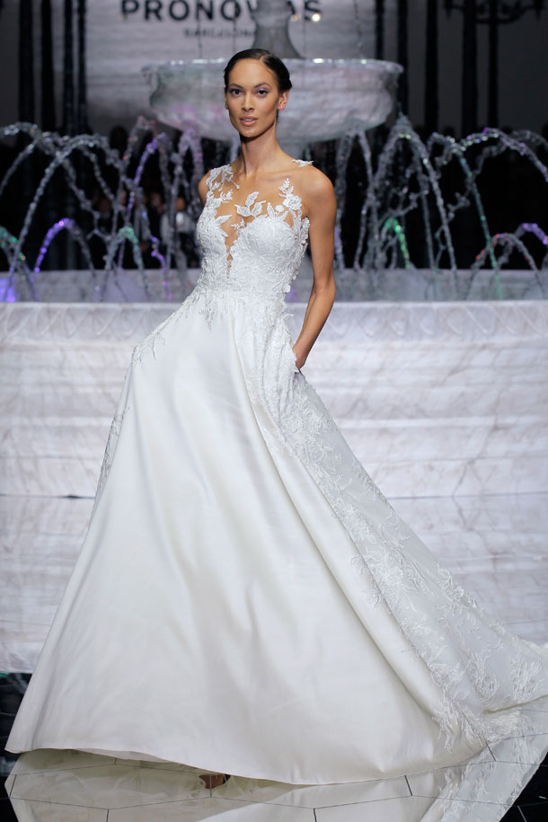 ilovebrides.pt_Pronovias 2018_Barcelona Bridal Fashion Week 2017